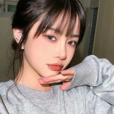 菲比梦游奇境
